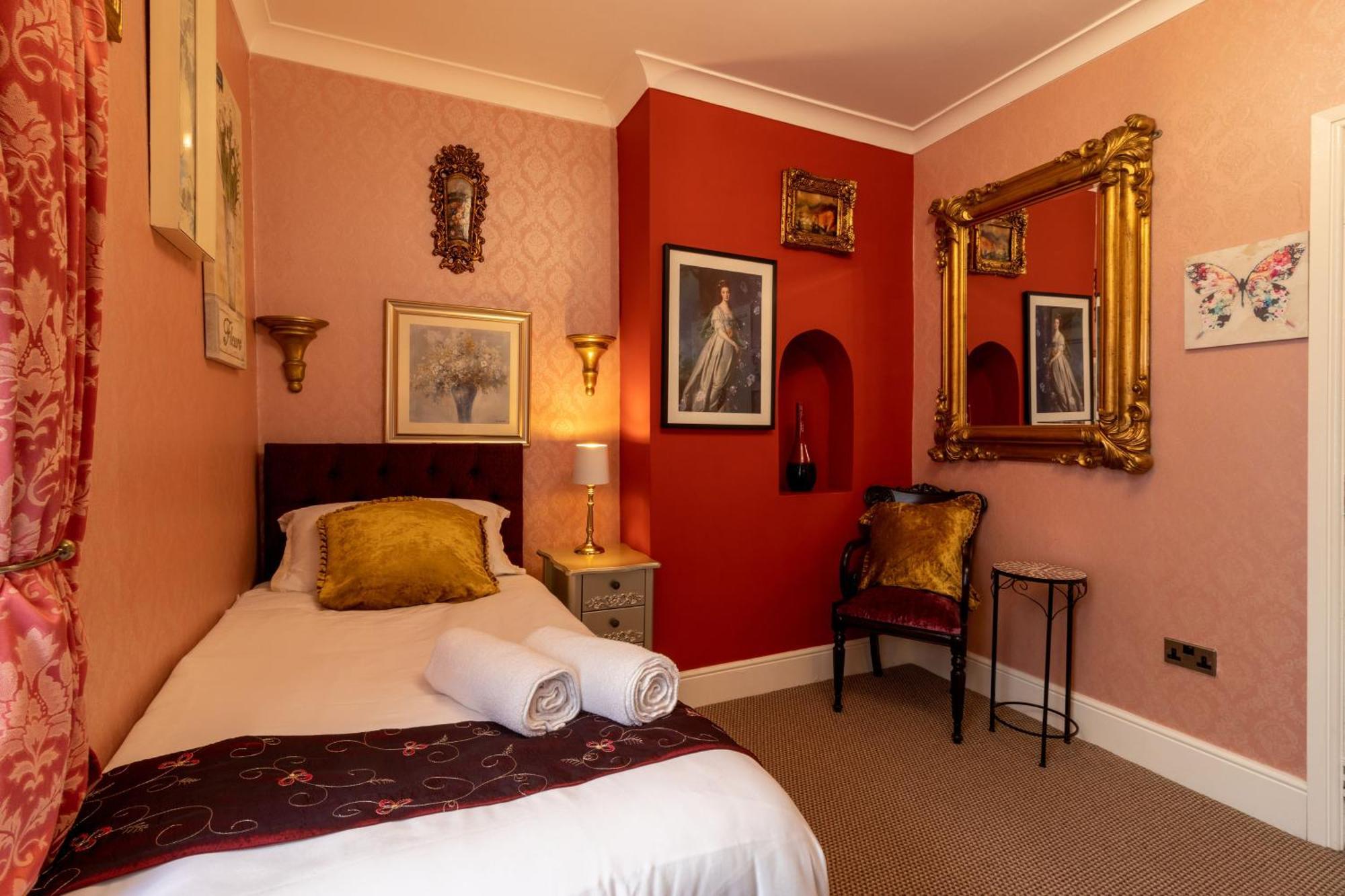 Hotel Rouge 4*